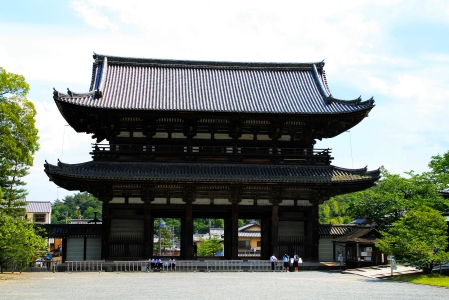 Fronttor des Ninna-ji-Tempels
